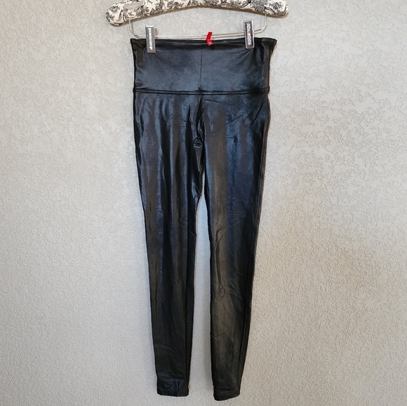 Spanx Faux Leather leggings size Medium - Picture 1 of 4